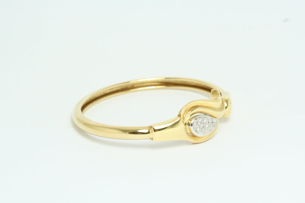 Bracciale rigido in Oro Giallo con Diamanti