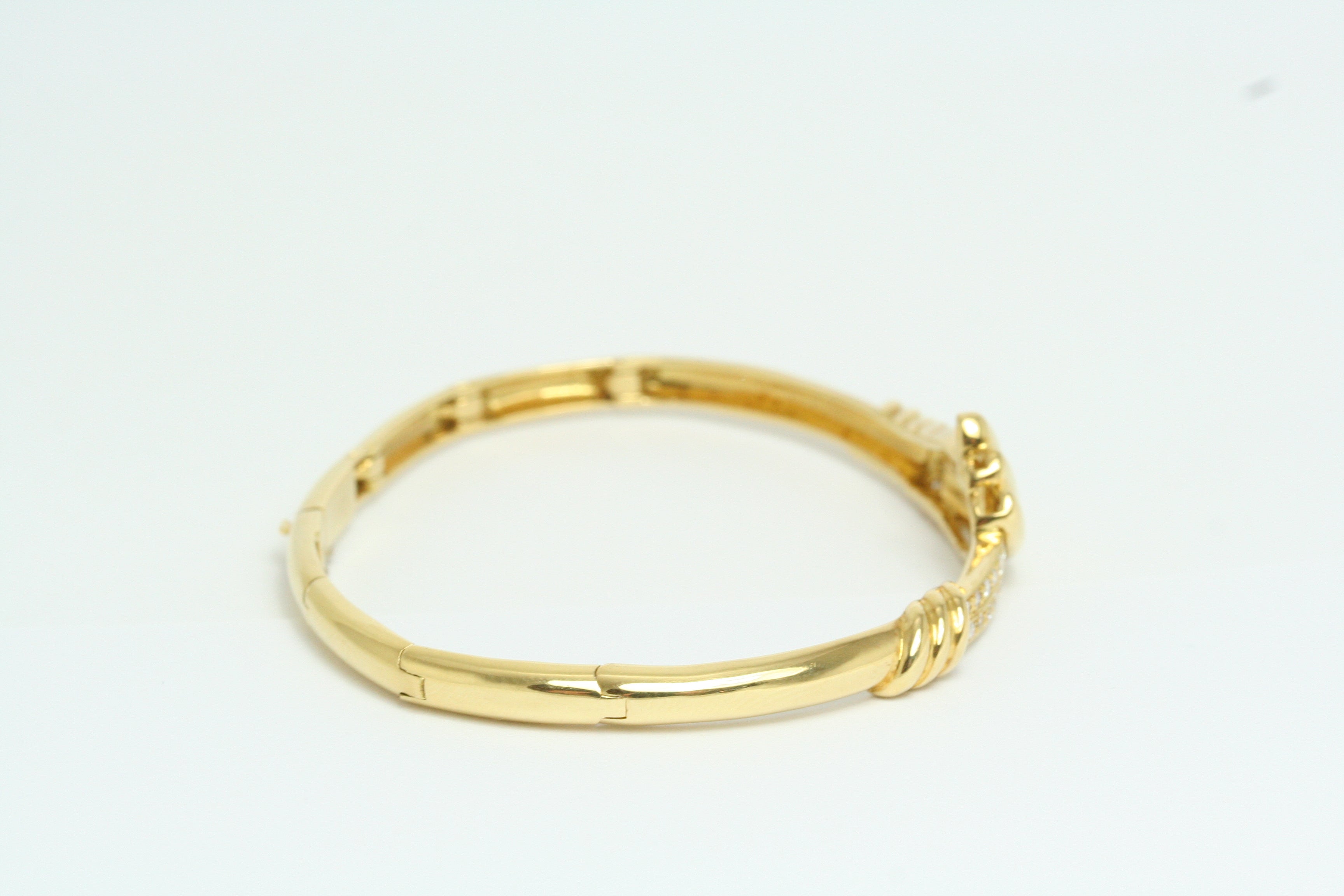 Bracciale rigido in Oro Giallo con Diamanti