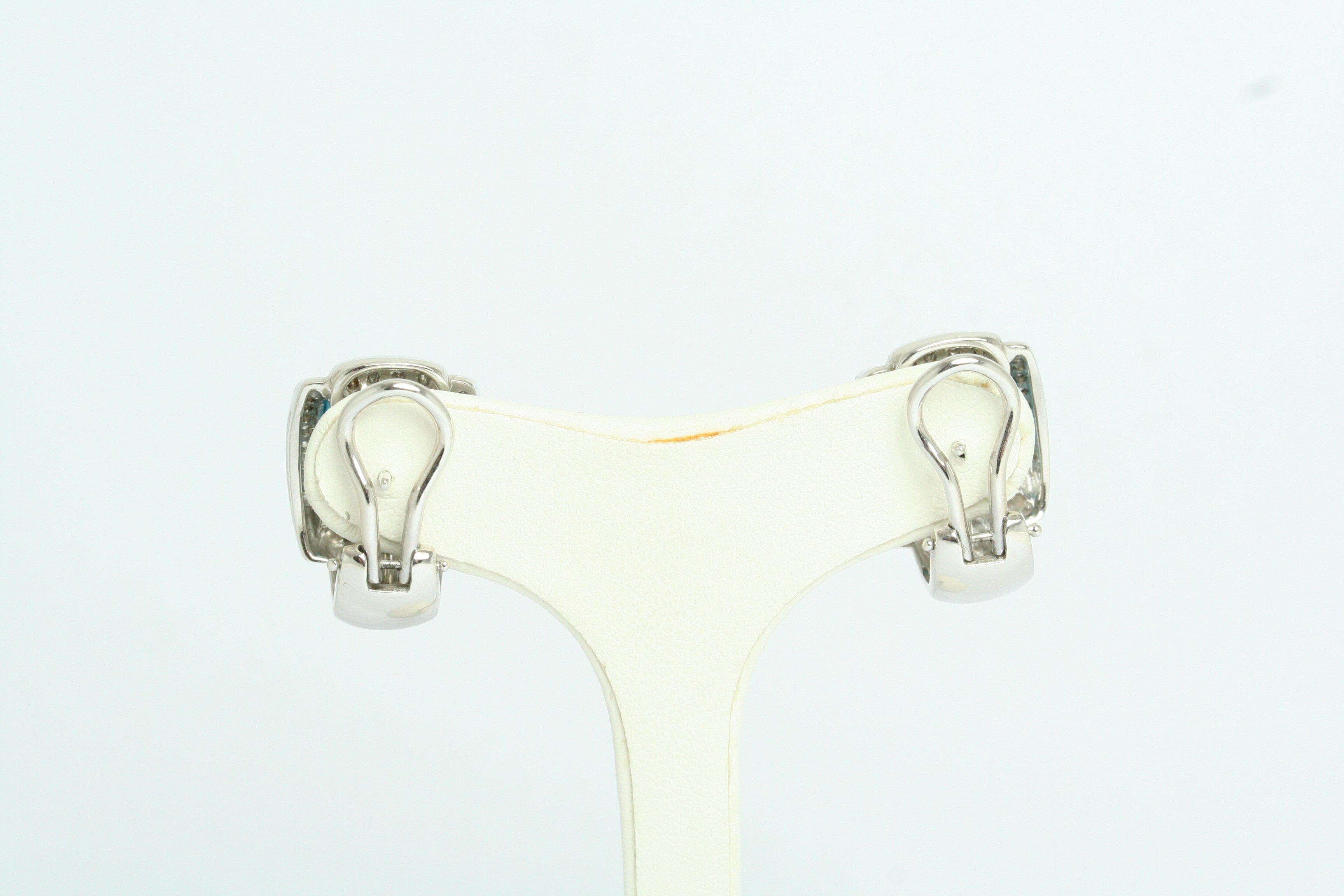 Orecchini in Oro Bianco con Turchese e Diamanti