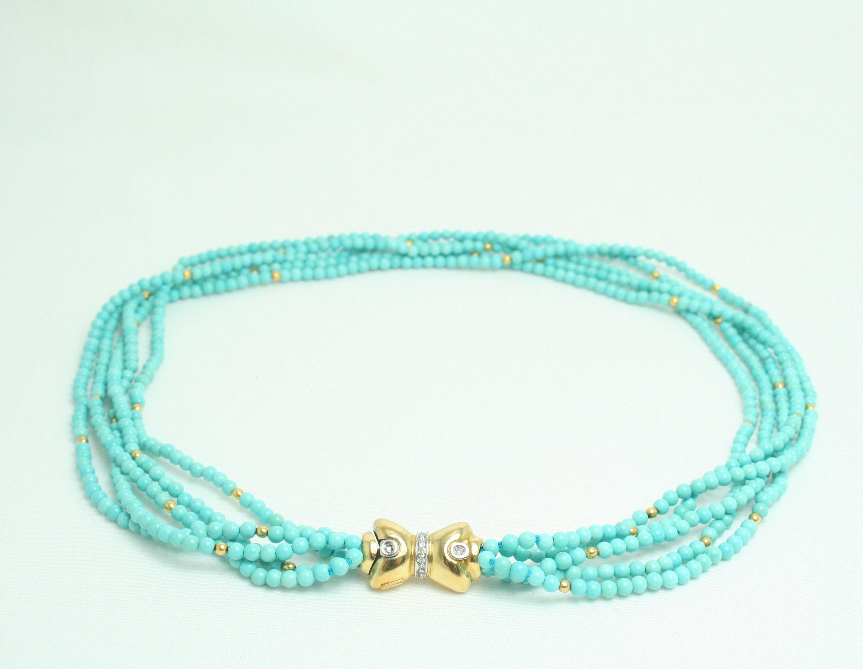 Collana torchon in Turchese con chiusura in Oro Giallo e Diamanti