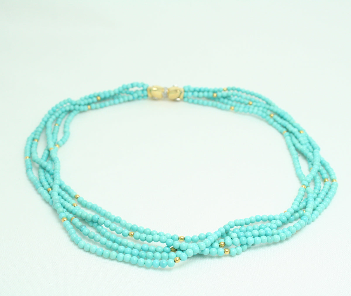 Collana torchon in Turchese con chiusura in Oro Giallo e Diamanti