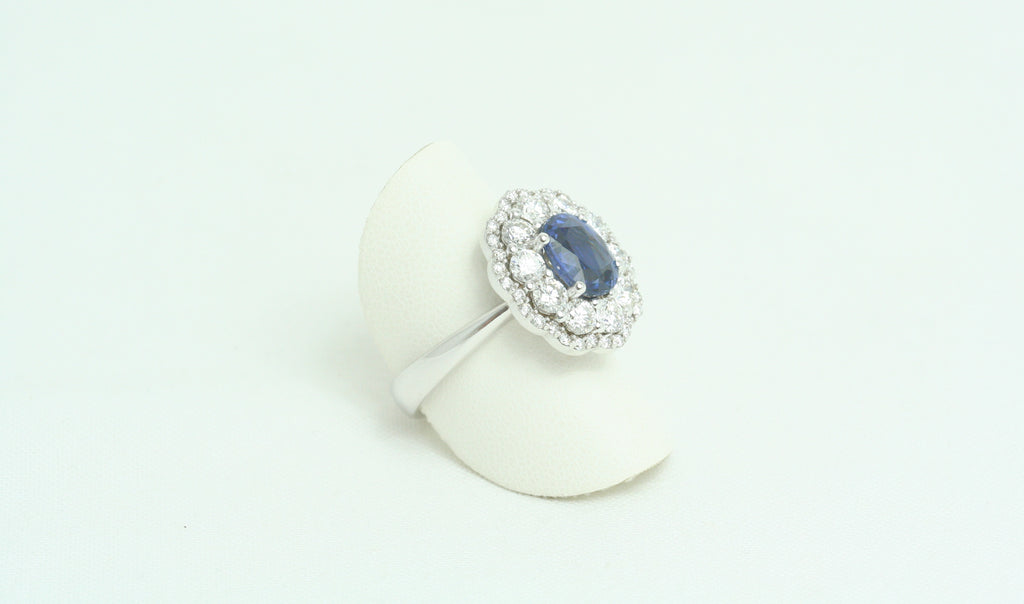 Anello Margherita in Oro Bianco Zaffiro e Diamanti