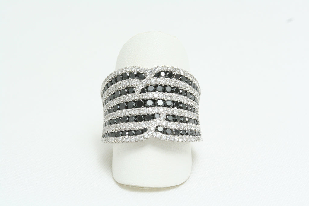 Anello DDonna in Oro Bianco con Diamanti