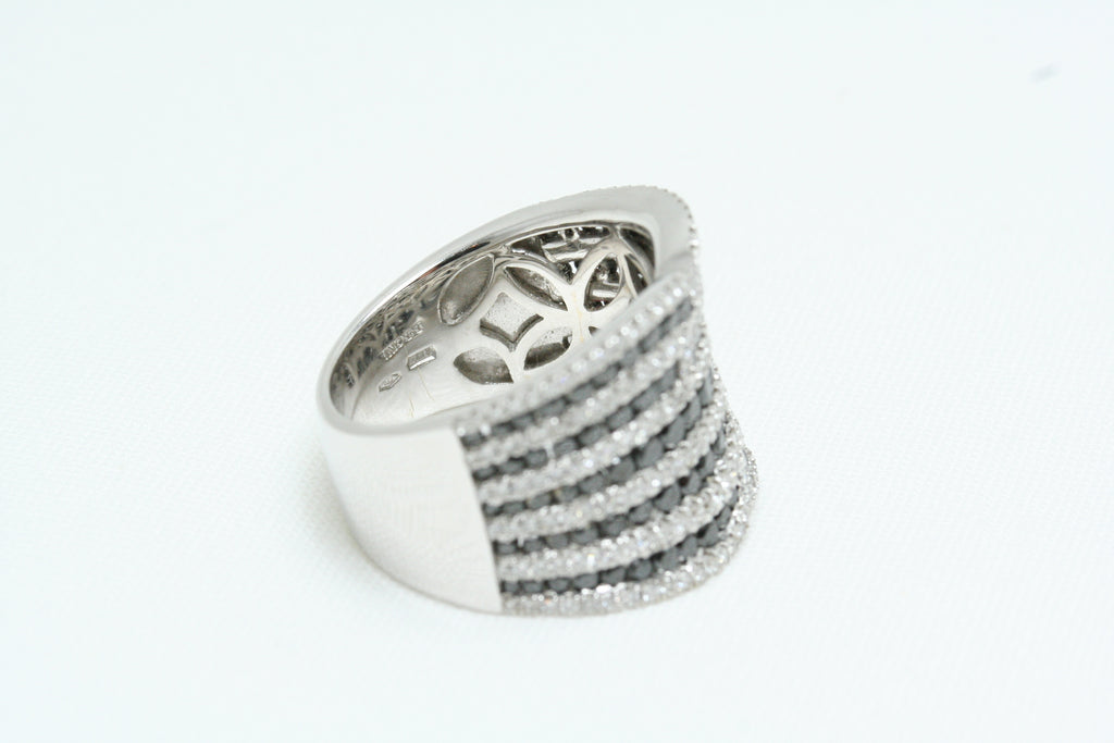 Anello DDonna in Oro Bianco con Diamanti