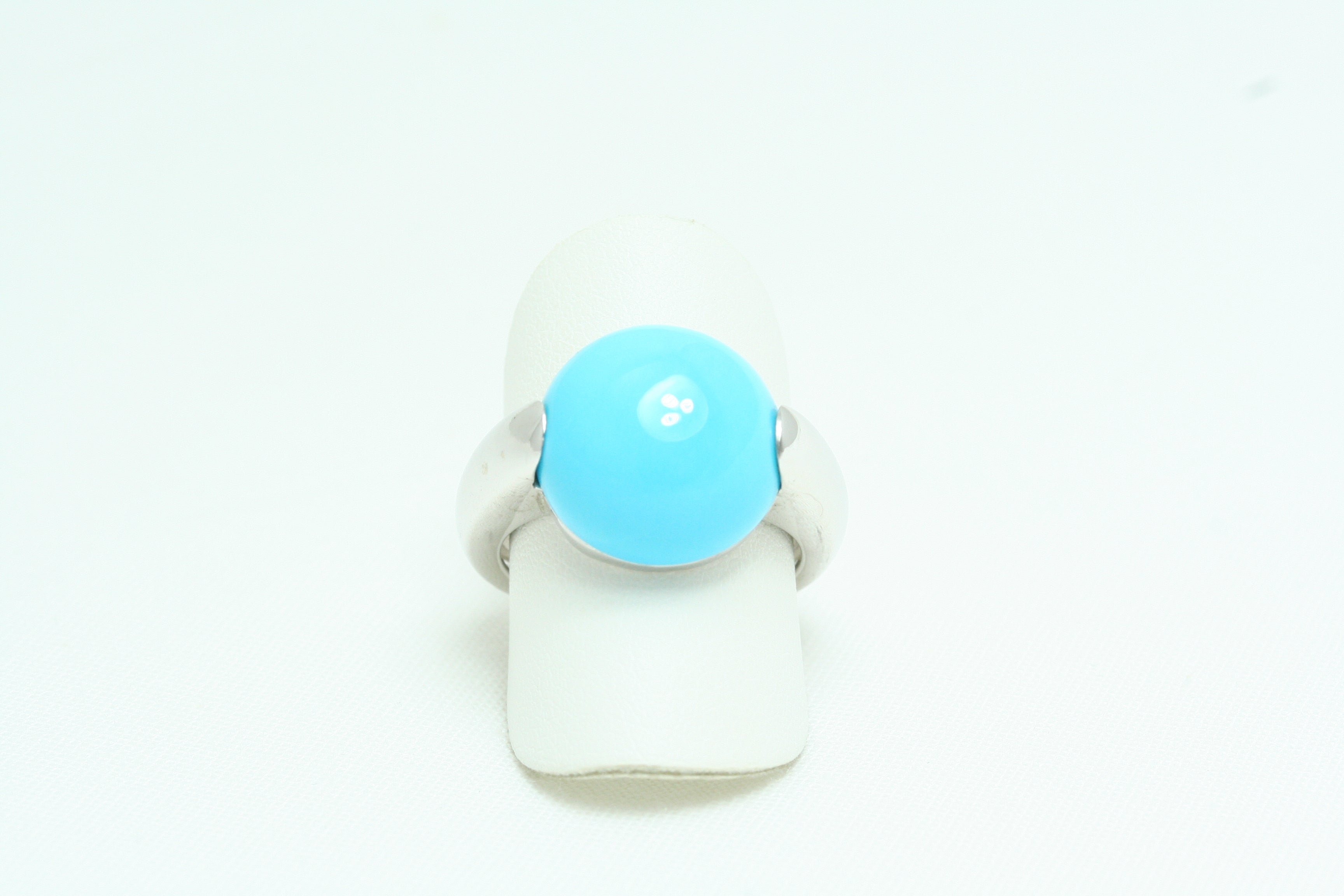 Anello in Oro Bianco con Turchese