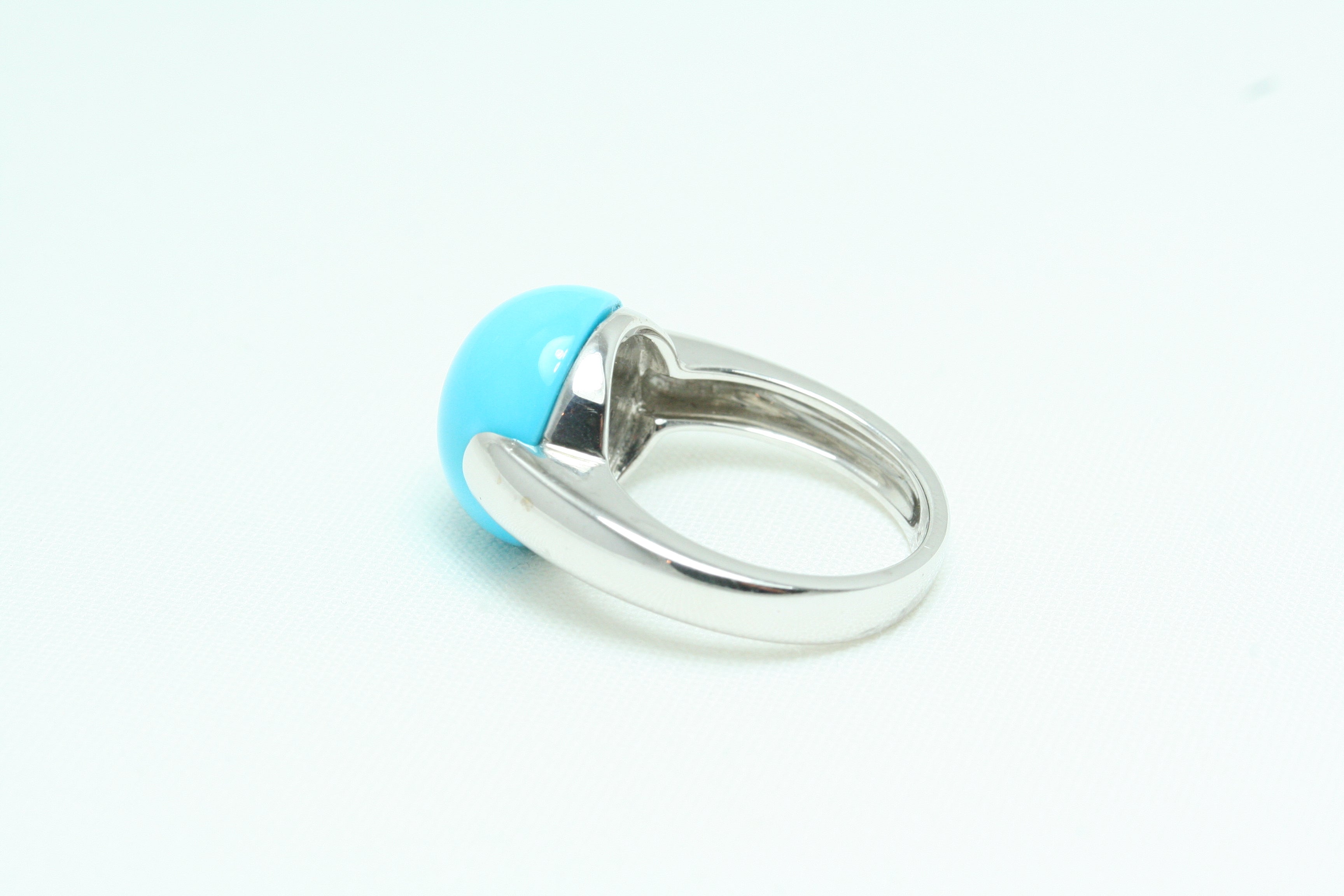 Anello in Oro Bianco con Turchese